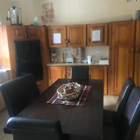 Hotel Kusha Two à Sabie Extérieur photo