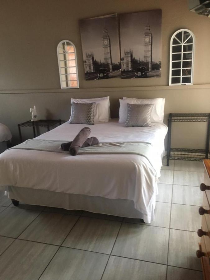 Hotel Kusha Two à Sabie Extérieur photo